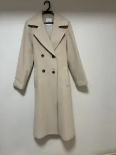 ロングコート ベージュ ダブルボタンのサムネイル
