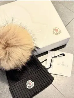 MONCLER モンクレール フォックスファー ニット帽 ネイビー - メルカリ