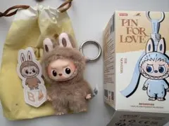 新品未使用　イニシャルラブブ　B ぬいぐるみキーホルダー POPMART