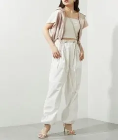 Chico 裾絞りカーゴパンツ ホワイト