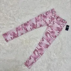 〈GAP〉新品未使用（130）ピンク迷彩 スキニーパンツ