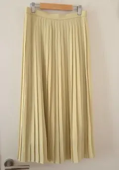ユニクロ イエロー プリーツロングスカート L
