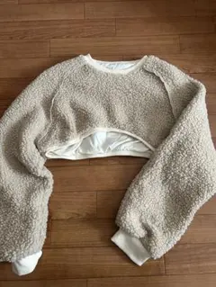 Dazy ベージュ クロップドスウェット L