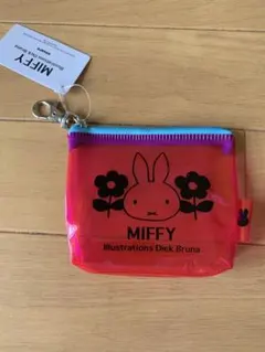 Item thumbnail for item fbcb8b2a-557f-4a32-a721-c9841579afaa