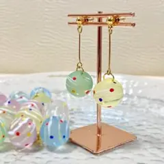 水風船　ヨーヨー　マット　グリーン　イエロー　ミニチュア　アシンメトリー　ピアスのサムネイル