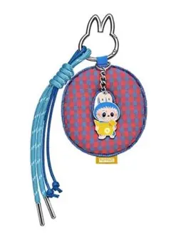 POP MART 「O」字型pin of love イニシャル　ペンダント