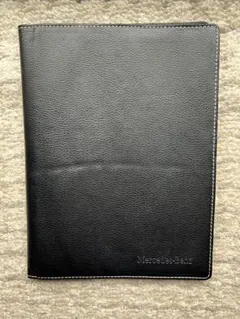 アンティーク古い皮製のメルセデスベンツの車検証入れ アンティーク古い皮製のメルセデスベンツの車検証入れ