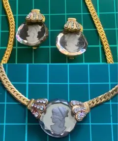 ヴィンテージアクセサリー ガラスカメオネックレス&イヤリングセット ケース付