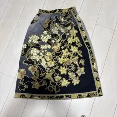 スカートのサムネイル