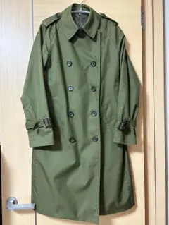 グリーン トレンチコート