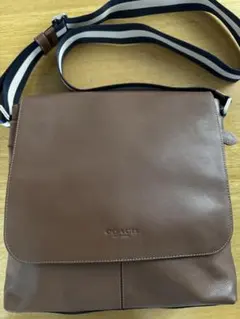 美品COACH ブラウン メッセンジャーバッグ