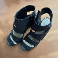 OSMOSIS オズモーシス黒いストラップサンダルのサムネイル