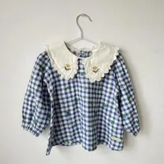 花刺繍付き青白チェック長袖トップス