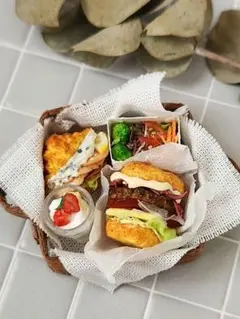 ミニチュアパン　ベーグルサンドとクロワッサンサンド