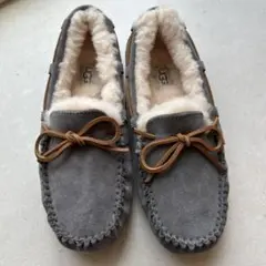 【ugg】新品.未使用　モカシン グレー24センチ