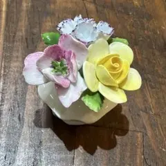ロイヤルドルトン　陶花のサムネイル