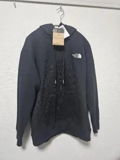 新品　ノースフェイススクエアロゴフーディ　Mサイズ