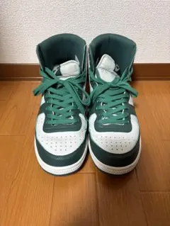 Nike グリーン ホワイト ハイカットスニーカー