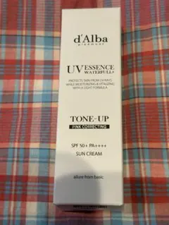 ダルバ　UVエッセンス ウォータフルトーンアップサンクリーム