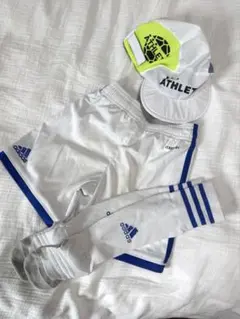 adidas サッカーウェア 3点セット キャップ付きのサムネイル