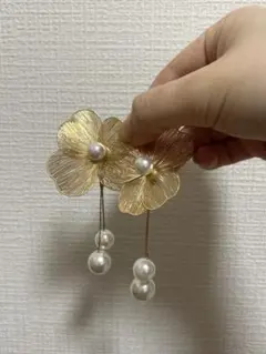 結婚式　前撮り　ピアス　ゴールド