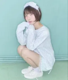 【渡辺満里奈さん着用】☆試着程度☆ sacai サカイカットソー ブラック 渡辺満里奈さん着用】☆試着程度☆ sacai サカイカットソー ブラック