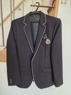 小学生　卒業式　黒のスーツ　グレーチェックパンツ　１７０cm