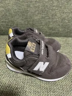ベビー　ニューバランス　スニーカー　13センチ