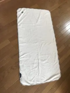 BURBERRY ベビー肌掛け140cm x 70cm