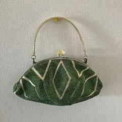 Item thumbnail for item bdb28e6a-b8e0-4844-8cde-f17c9cdc5d9a