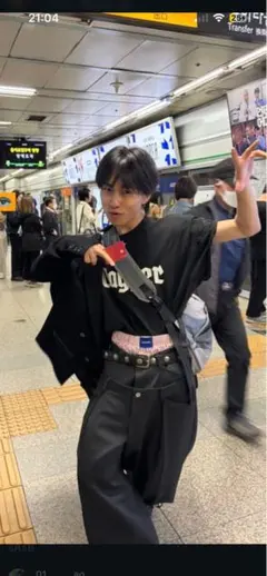 CELINE セリーヌ橋本環奈着用 チェック クロップドシャツ トリオンフ