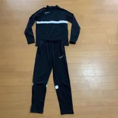 Item thumbnail for item 2dc75ab6-a19a-4e2d-87ec-b2e97d04d038