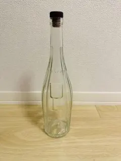 デレオン　空き瓶 A rare and beautifully crafted Karuizawa 15 Years decanter bottle