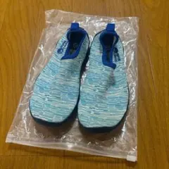 水陸両用 シューズ