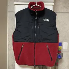 THE NORTH FACE ノースリーブベスト 黒/赤