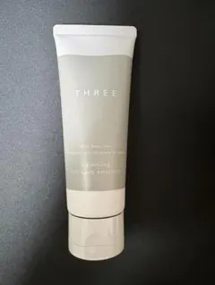 THREE バランシング フルボディ エマルジョン〈ボディ用乳液〉のサムネイル