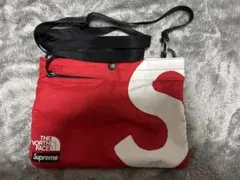Supreme✖︎The North Face Logo Shoulder Bagのサムネイル