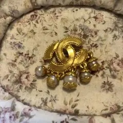 美品　CHANEL シャネル ブローチ バレリーナ シューズ ゴールド CHANELシャネル 希少 バレリーナシューズブローチ ゴールドカラー