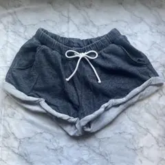 H&M ダークグレー ショートパンツ Lサイズ