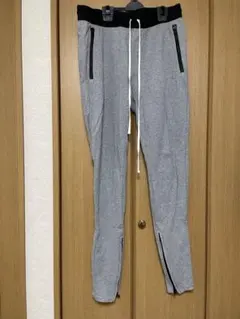 FOG ESSENTIALS FEAR OF GOD イージースウェットパンツ