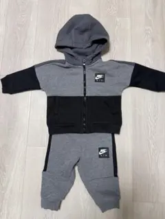 Nike ジャージセット グレー/ブラック　70〜75センチ