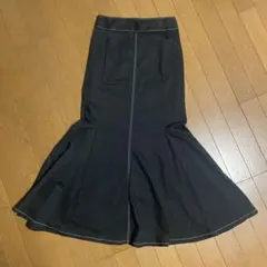 GU ステッチマーメイドロングスカート　ブラック　Mサイズのサムネイル