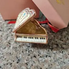 ピアノ型小物入れ ゴールド　ピィアースピアノローズホワイト