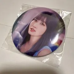 TWICE celebrate モモ 缶バッジ　未開封