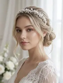 【新品】シルバー　シンプル　ヘアアクセサリー　ヘッドドレス　ティアラ　結婚式