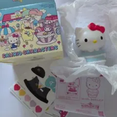 マクドナルドハッピーセット　ハローキティ ドレス姿 マスコット