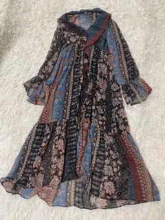 美品　ZARA エスニック柄ワンピース