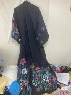 EL RODEO 浴衣 ブラック 花柄　男女どちらもOKのサムネイル