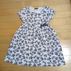 BeBe 花柄 半袖ワンピース 120cm