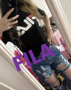 FILA ブラック Tシャツ Mサイズ